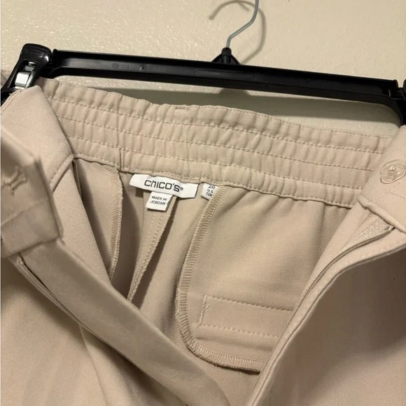 Chicos Wide-Leg Cargo Pants Size 2R - Picture 7 of 9